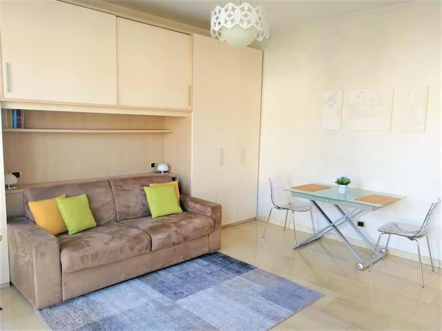 Gef House - Studio Apartment Bande Nere Milán Exteriér fotografie